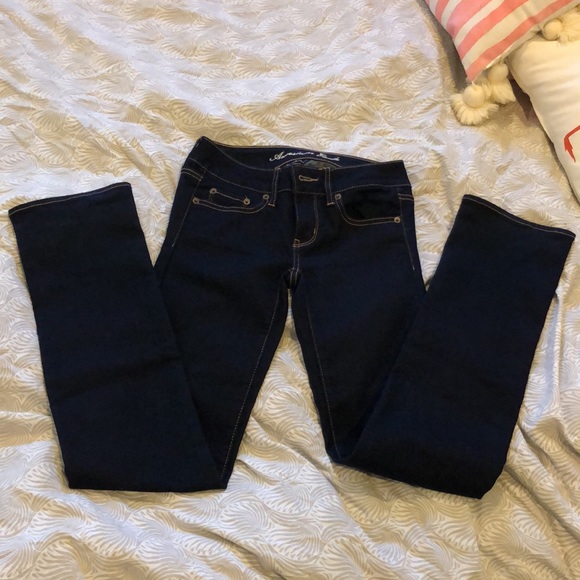 New, wmn’s 2, American Eagle, straight leg, stretch jeans. - Picture 3 of 4